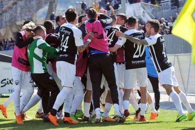 Niente calcoli, Ascoli devi solo vincere