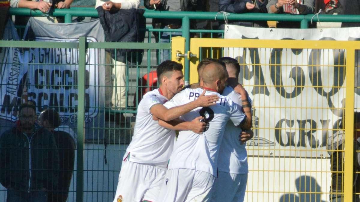 Ternana, finisce 3-0 per gli umbri l'amichevole contro il Pontedera