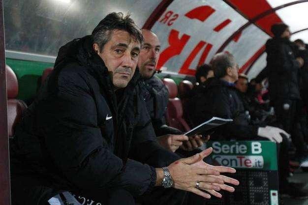 Aglietti: "Dovevano gestire meglio la situazione. Tifosi? Spero vengano a sostenerci fuori lo stadio"