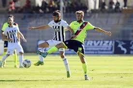 Seconda sconfitta consecutiva, nessun gol e l'ennesimo rigore: questa è stata Ascoli-Crotone Da Zero a Dieci