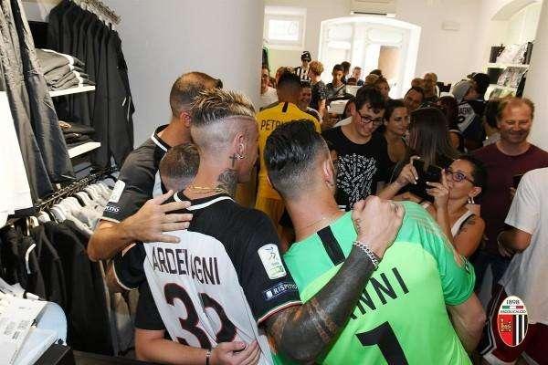 Presentazione nuove maglie stagione 2019/20