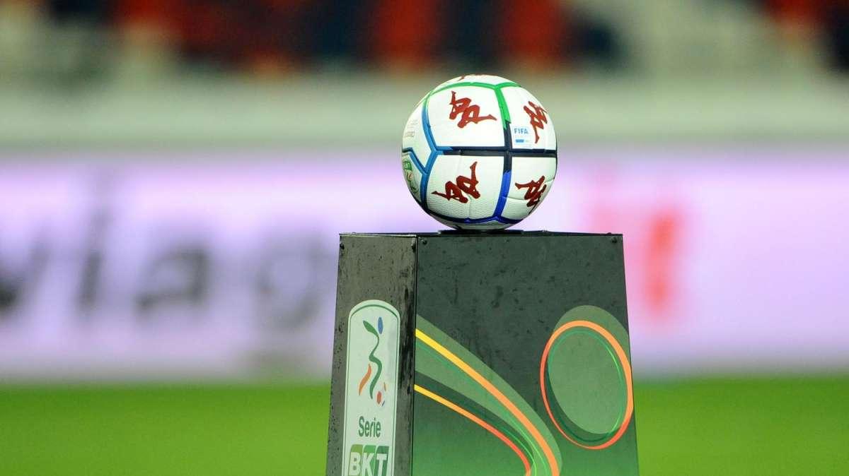 Lega B assurda: questo è il calcio che propinate ai tifosi? 