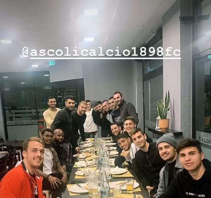Ascoli, Sankoh a cena con la squadra