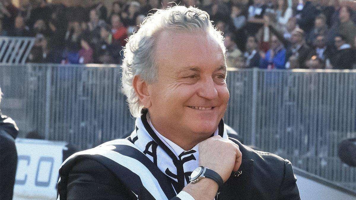 Pulcinelli contro i tifosi: “Vergognatevi, state a casa”