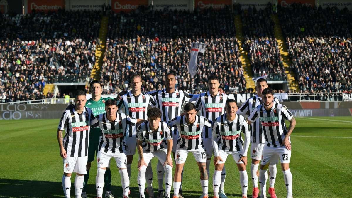 Ascoli, ora o mai più: mercato, infortuni e un girone di ritorno che decide tutto
