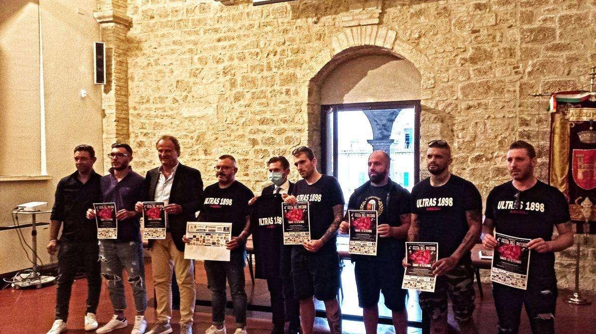 La 4° FESTA DEL PICCHIO, ORGANIZZATA DALL' ARENGO, INSIEME AGLI ULTRAS 1898 ED ALL' ASCOLI CALCIO
