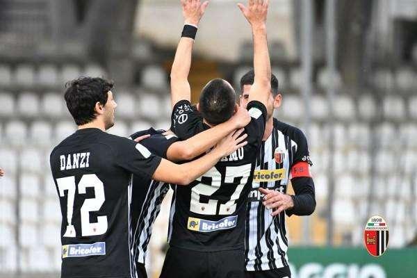 LIVE - PERUGIA - ASCOLI 2-3: FINITA! 