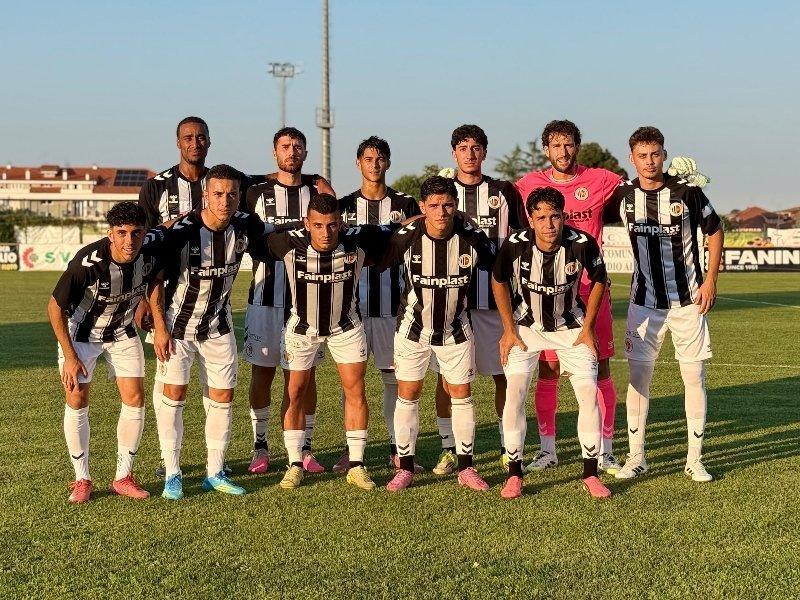 Ascoli, allenamento a Sant'Egidio di fronte a 1200 tifosi