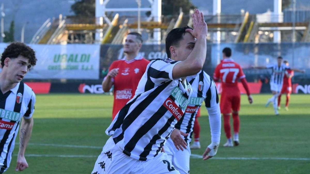 Ascoli-Brescia 3-0, Rizzo Pinna: "Serie B meritata"