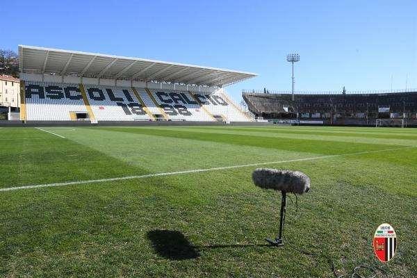 Ascoli, primato senza vanto: il Picchio colleziona il record di cartellini rossi 