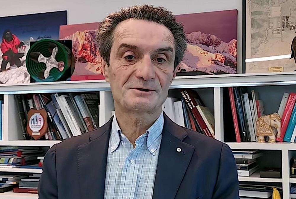 Coronavirus, Fontana: "Siamo sulla buona strada, ma non abbassiamo la guardia"