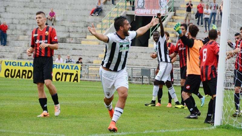 Doppia seduta: fermi Mengoni e Carpani