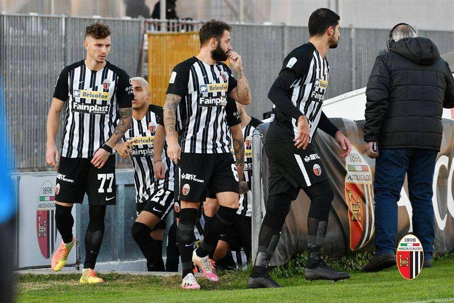 Ascoli, 26 convocati per la sfida contro l'Empoli