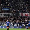 «Addio bandierina»: la Curva Nord non perdona e saluta così de Roon