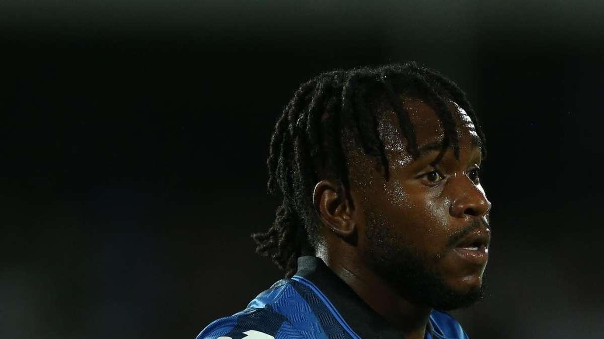 Lunedì si assegna il Pallone d'Oro. Vinicius favoritissimo, 5 "italiani" tra i candidati