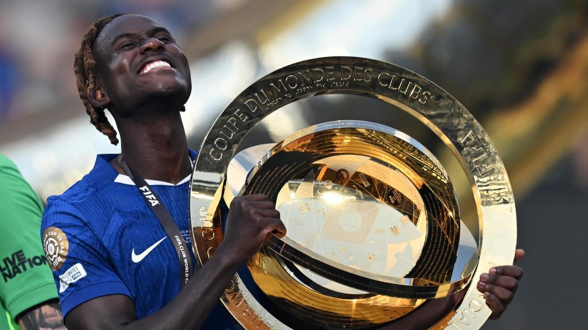 Il Como stringe su due fronti: Couto in prestito, Chalobah a 30 milioni