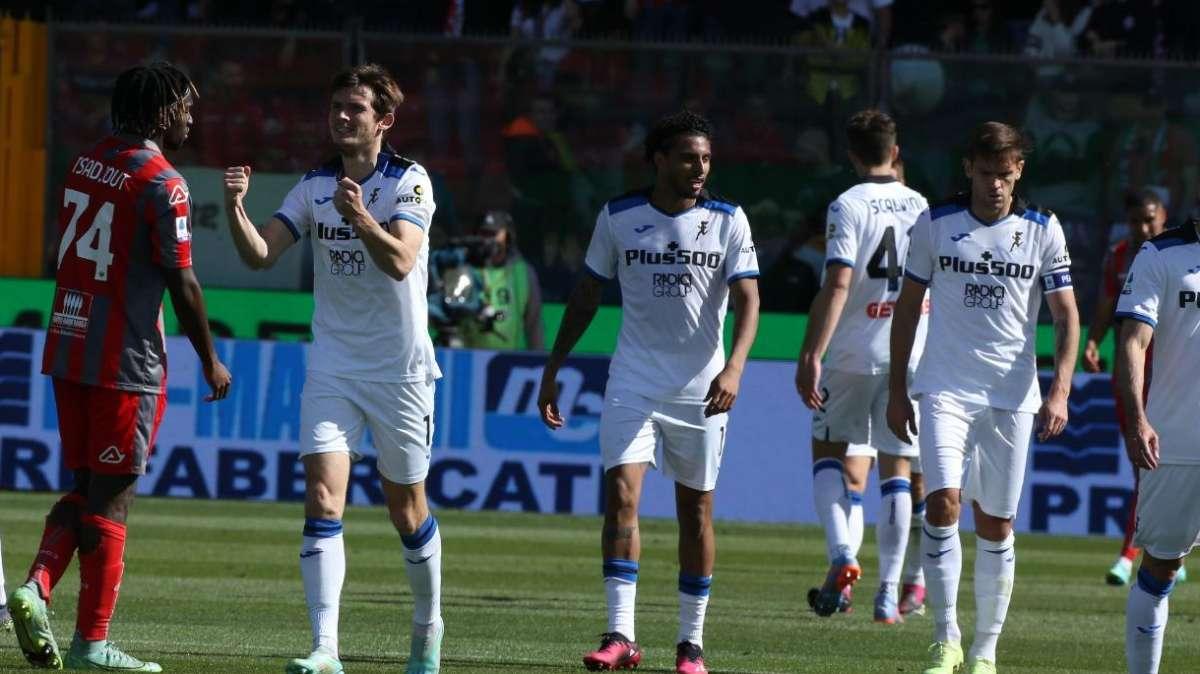 De Roon, Boga e Lookman: che tris per l'Atalanta! 3-1 alla Cremonese e aggancio al 4° posto