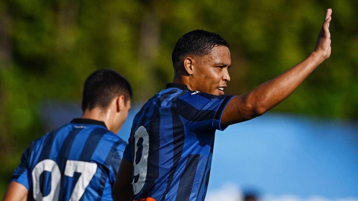 In Serie A non si segna più su punizione: Raspadori ha rotto il digiuno, i numeri della crisi