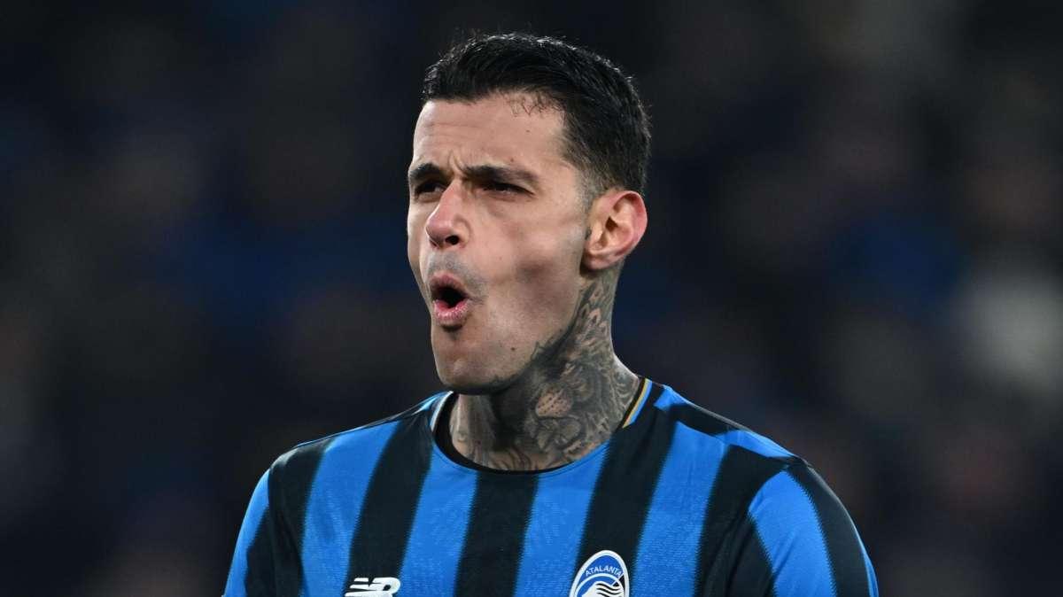 Scamacca stringe i denti e va in panchina, Kolasinac no. Le decisioni di formazione di Palladino