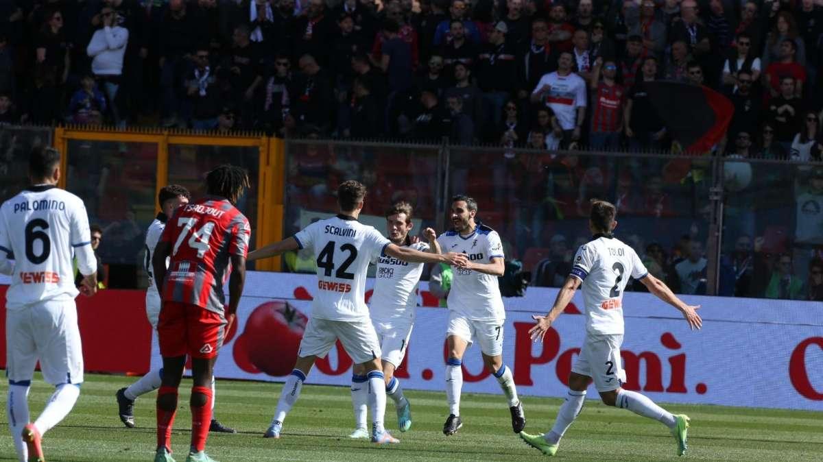 VIDEO - Cremonese-Atalanta 1-3, la Dea in corsa per la Champions: gol e highlights della gara