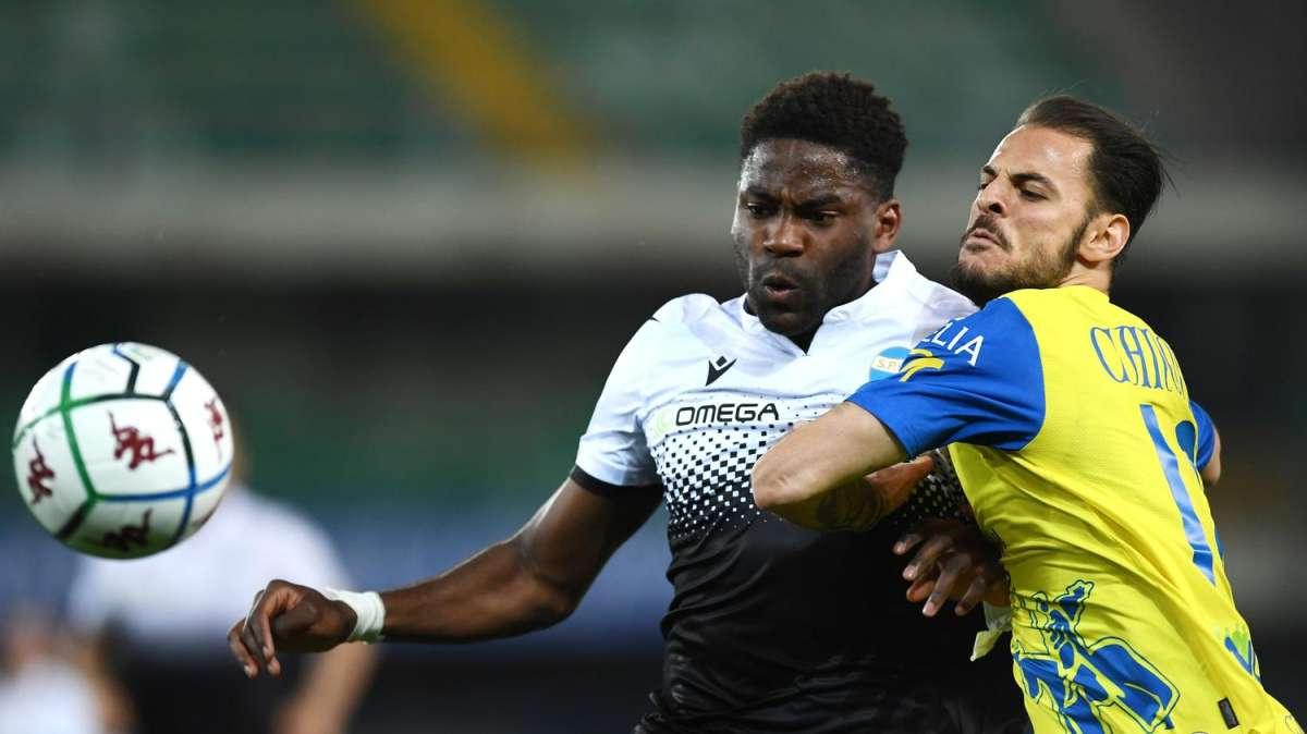 Cremonese, Okoli: "Questo il posto giusto per crescere. Anche Carnesecchi ne è convinto"