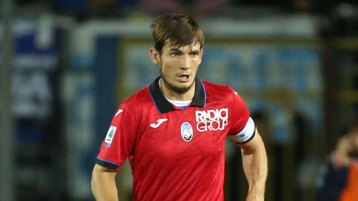 De Roon in Mixed Zone: "Ho baciato i pali, non so come non sia entrata. Ora vietato rilassarsi"