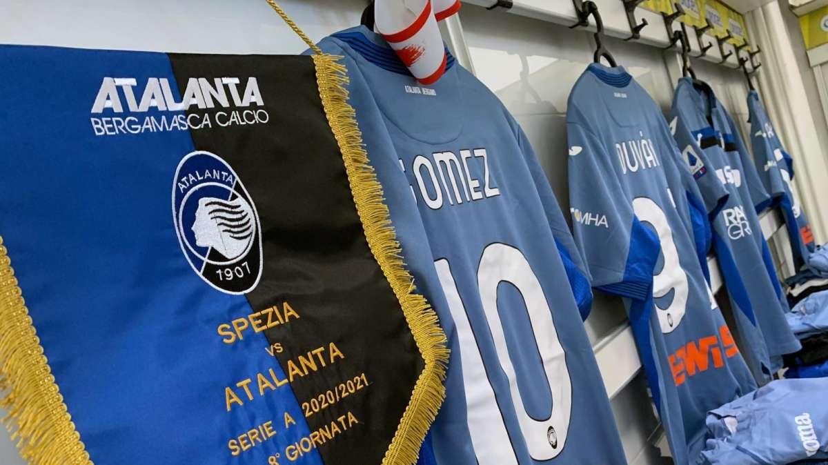 Fotonotizia - L'Atalanta in vista dello Spezia per la prima volta con la terza maglia 