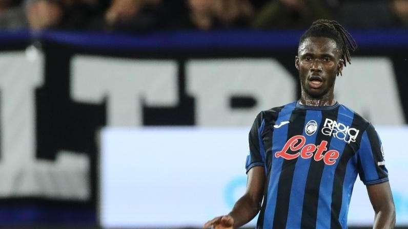 Kossounou si ferma: emergenza difesa per l'Atalanta. Sosta decisiva per i recuperi