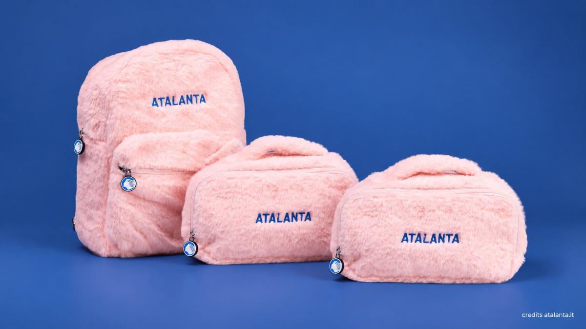 Atalanta Store, arriva il rosa: zainetto e trousse in peluche