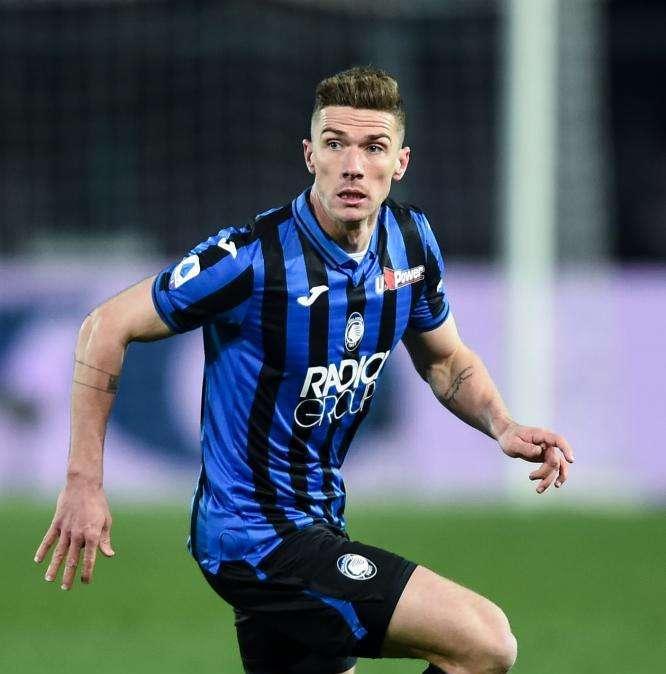 ESCLUSIVA TA - Il Dortmund sgomita, obiettivo Gosens. La Dea non tratta sotto i 30 Mln