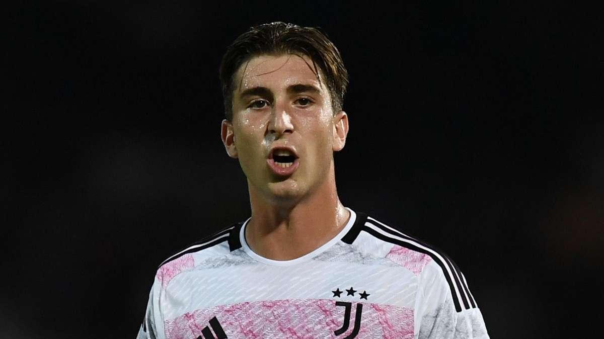 Juventus, Miretti come contropartita per Di Gregorio. Anche il Parma sul centrocampista
