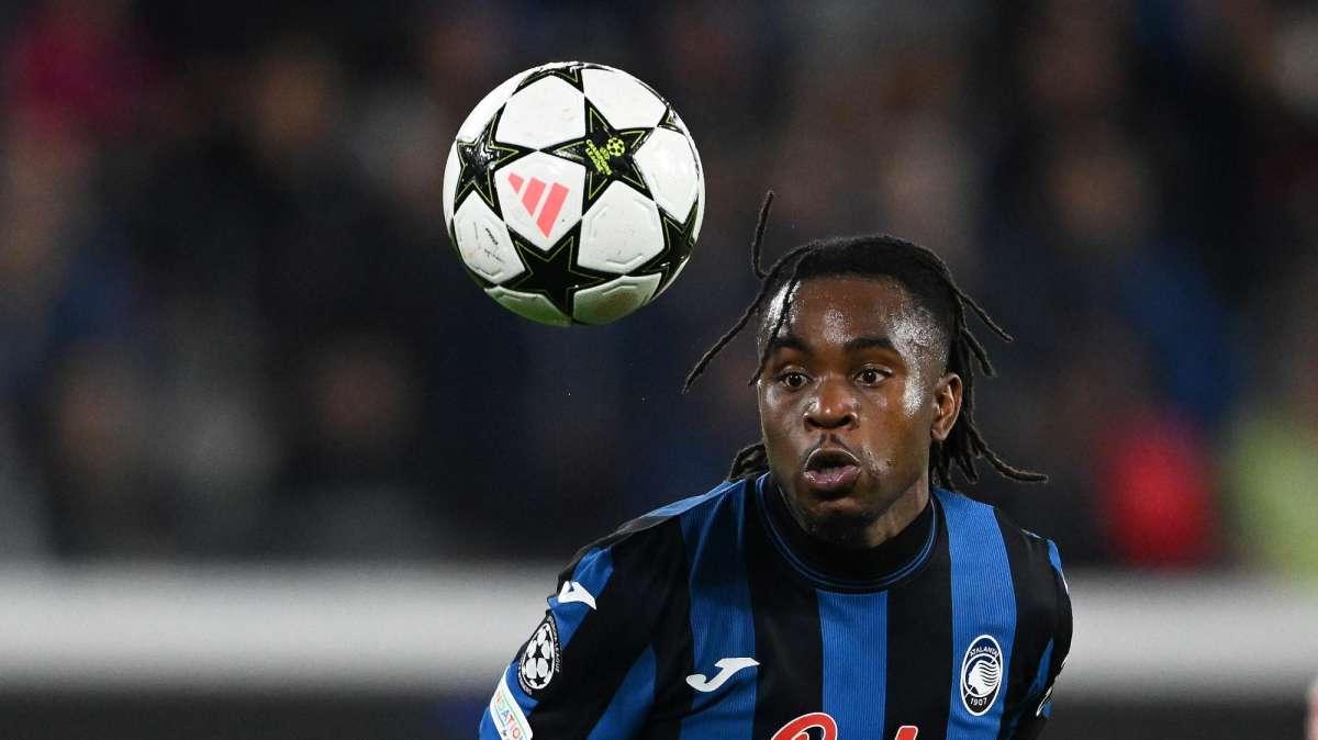 L'Arsenal piomba su Lookman: possibile maxi-operazione con Kiwior