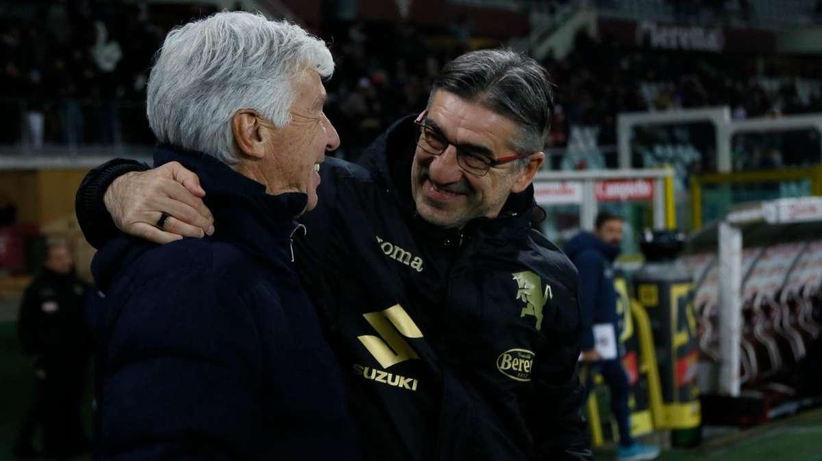 FOTO - L'abbraccio tra l'allievo e il maestro 