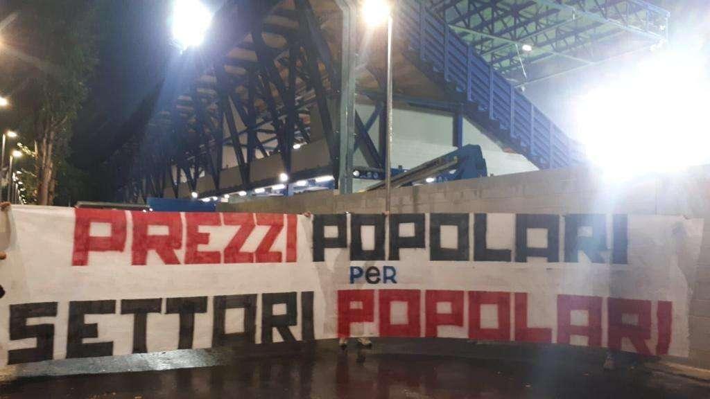 Curva Nord Atalanta, il comunicato: "Prezzi popolari, per settori popolari" 