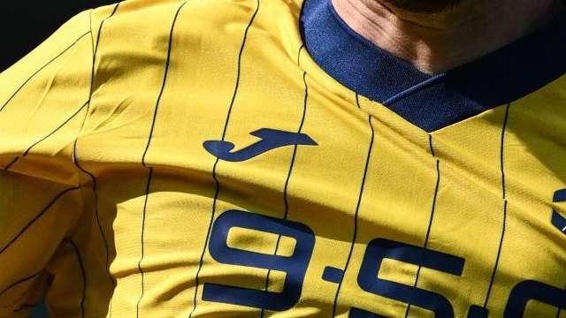 Primavera in dieci, il Verona ne approfitta: 2-1 con Vermesan