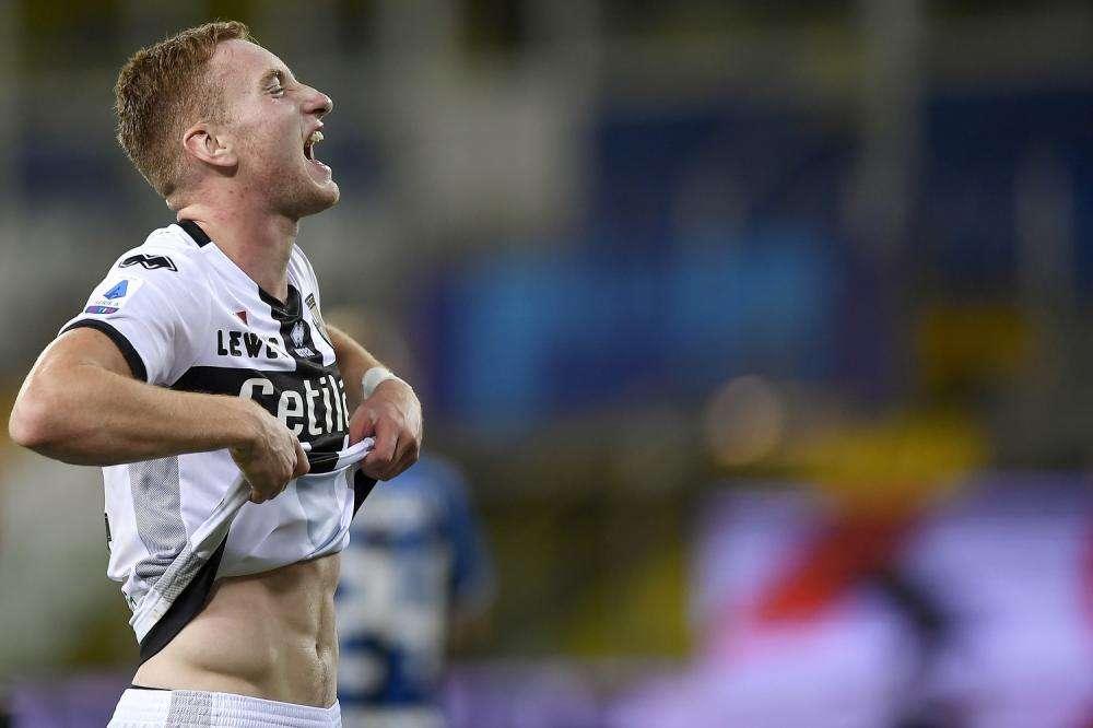 UFFICIALE: Parma, Kulusevski rimane fino al 31 agosto