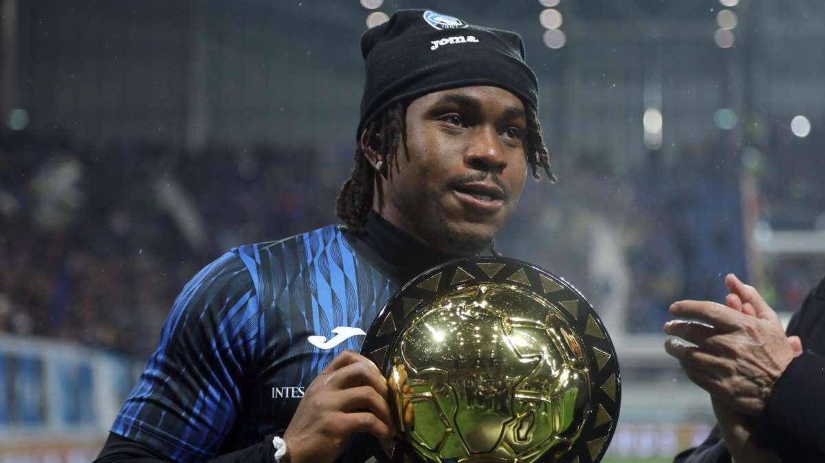 Lookman, l'ultimo valzer alla New Balance Arena: la Dea stretta tra l'incasso subito e il sogno Champions