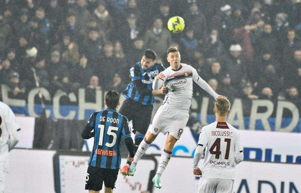 Palomino: "Hojlund devo marcarlo in allenamento, facciamo la lotta. Retegui? Lo conosco poco"
