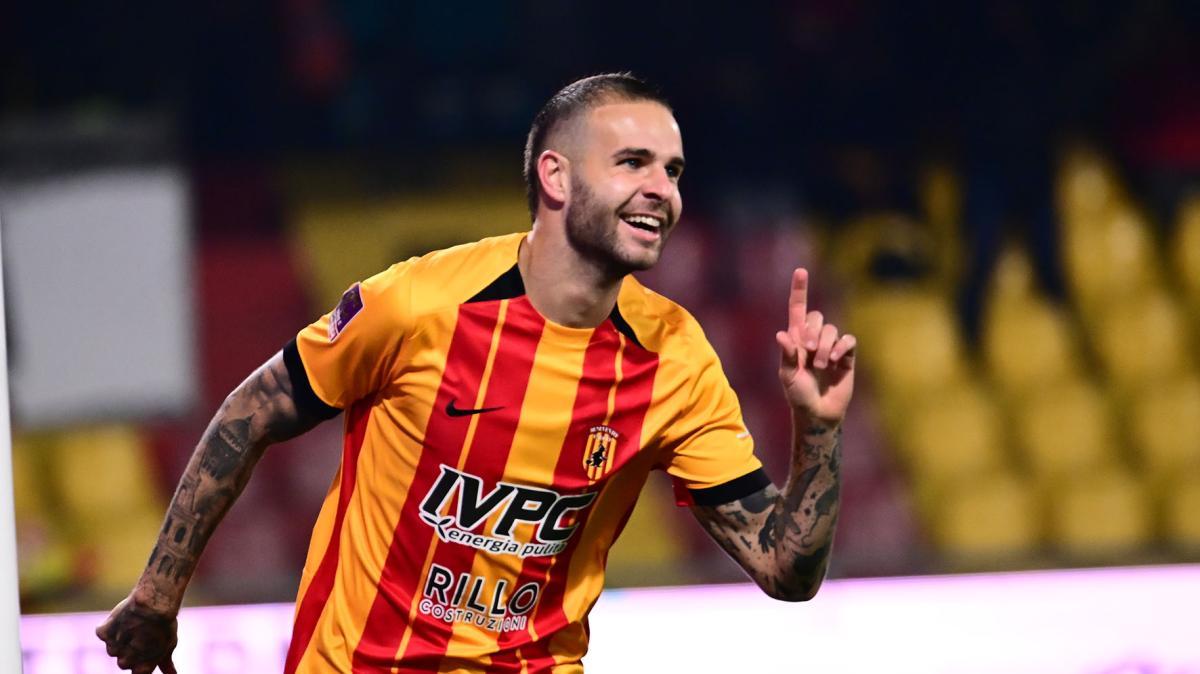 Messaggio inopportuno prima di Monopoli-Benevento: 45 giorni di squalifica per Marco Tumminello