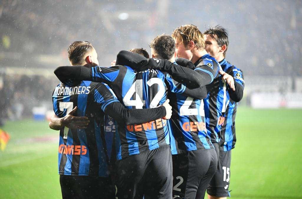 Rivivi ATALANTA-SALERNITANA Frana Gomme Madone 8-2, un'altra pagina di storia. Che Dea...