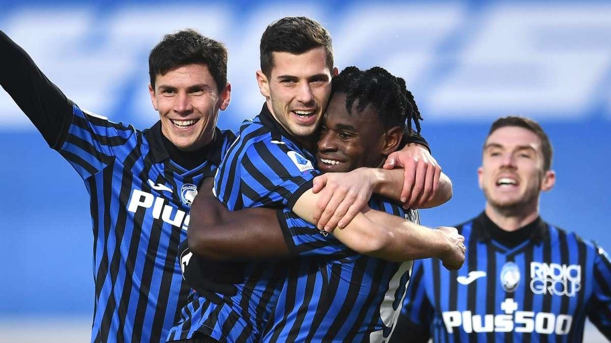 L’Atalanta si diverte, il Sassuolo crolla: 5-1 al Gewiss Stadium, doppietta di Duvan Zapata