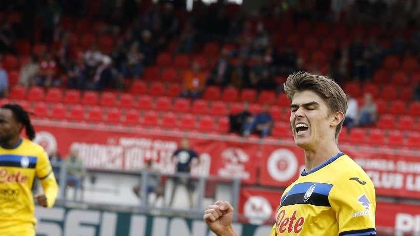 De Ketelaere, doppietta e festa: con il Monza taglia il traguardo delle 100 presenze in Serie A