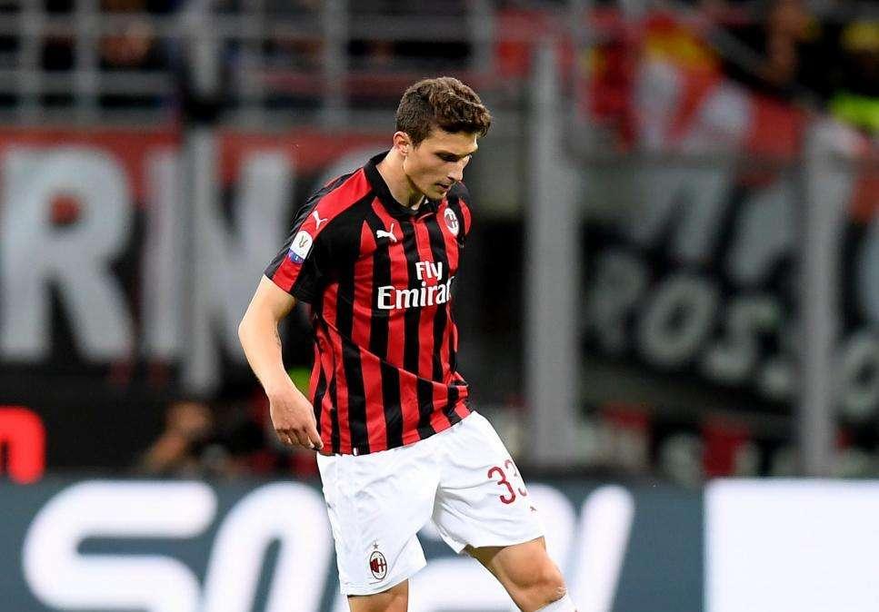 Milan, Caldara via dopo 18 mesi. Senza aver mai giocato in Serie A