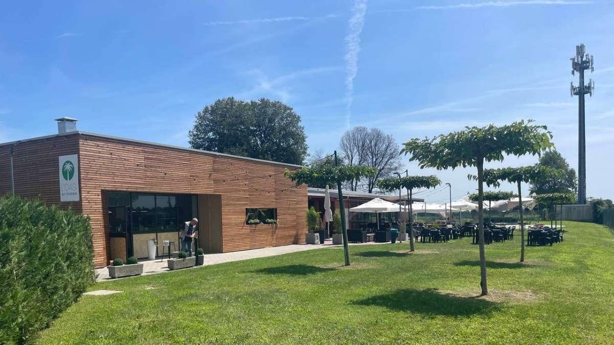 Il nuovo Apericena a buffet dell'Isola è un viaggio culinario e musicale unico, ogni domenica all'Oasi di Terno 