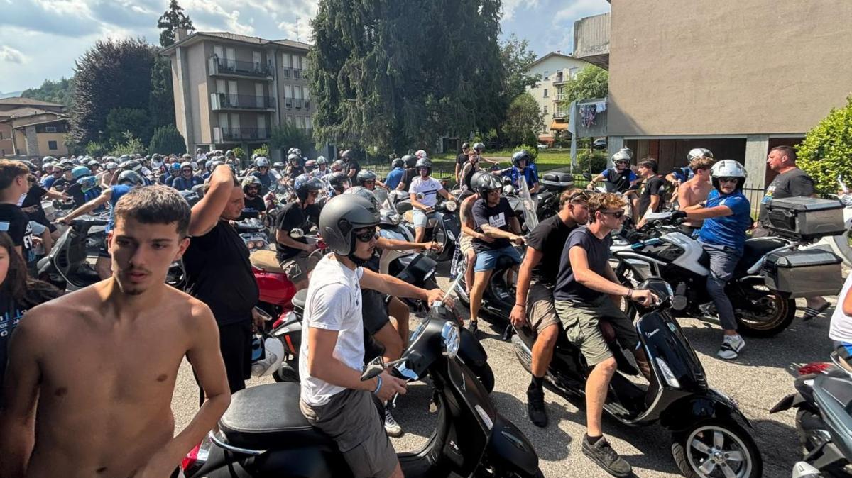 Clusone invasa dai motorini: l'esercito nerazzurro accompagna l'Atalanta