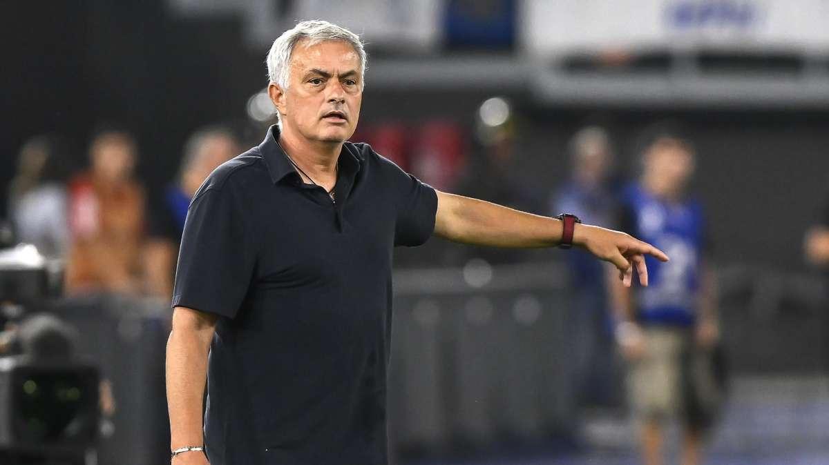 Roma, così non va. Mourinho deve trovare soluzioni
