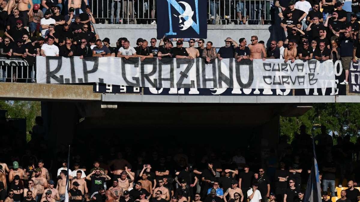 Lecce-Napoli, minuto di raccoglimento per ricordare Graziano Fiorita prima del match
