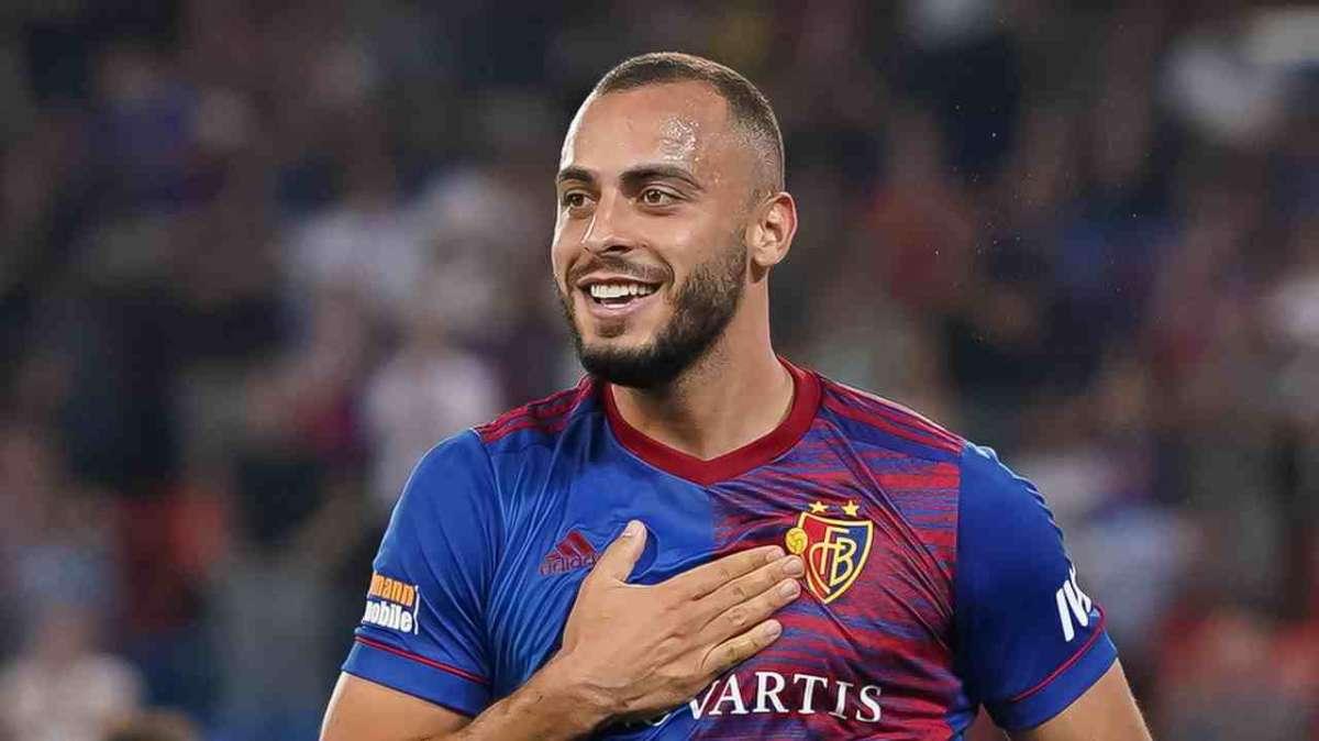 La Fiorentina ha già trovato l'erede di Vlahovic: c'è l'accordo per Cabral, seguito anche dalla Dea 