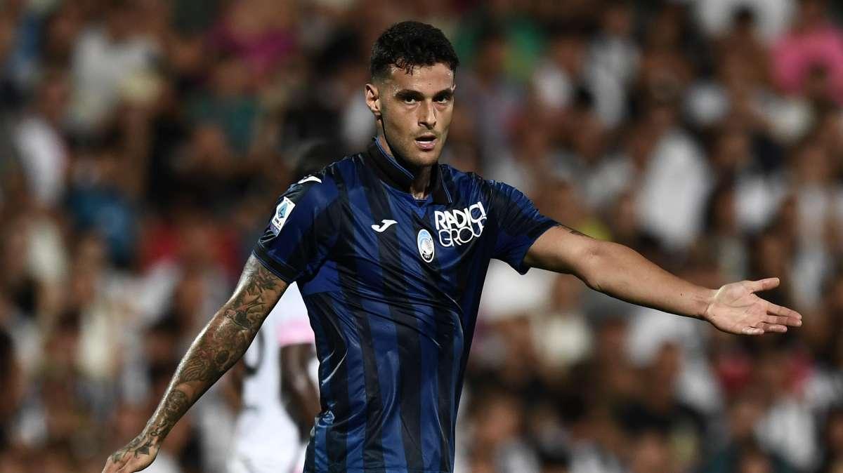 Tegola Scamacca per l'Atalanta: lesione alla coscia sinistra, i possibili tempi di recupero