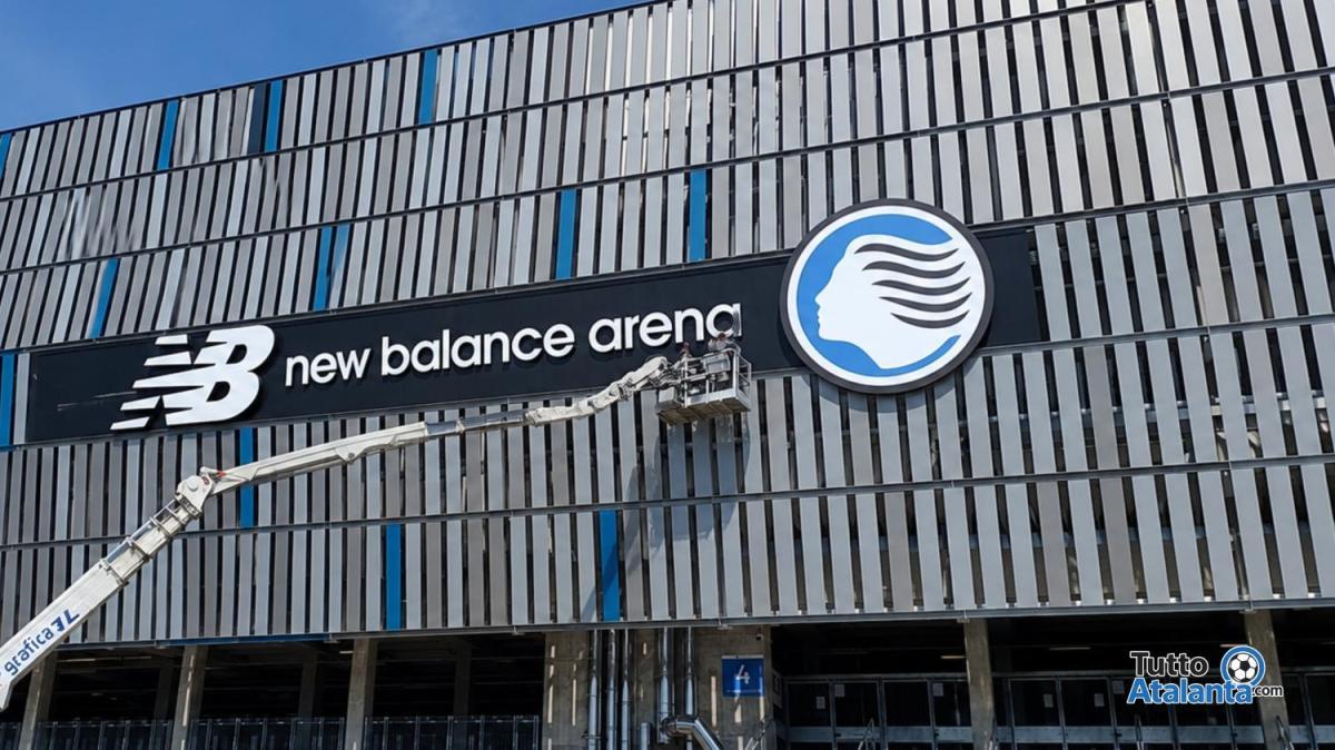 TA - Il cerchio è scoperto: la New Balance Arena mostra il nuovo logo